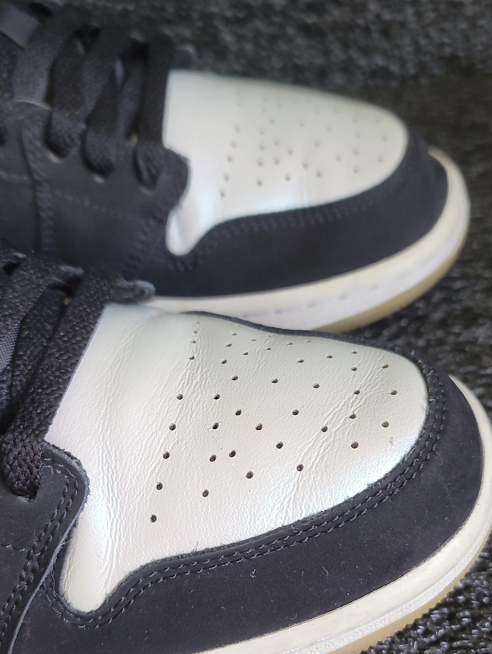 Nike Air Jordan 1 Low SE 'Diamond Iridescent' Wmns 11 Great Cond. Fast Shipping - Picture 7 of 12